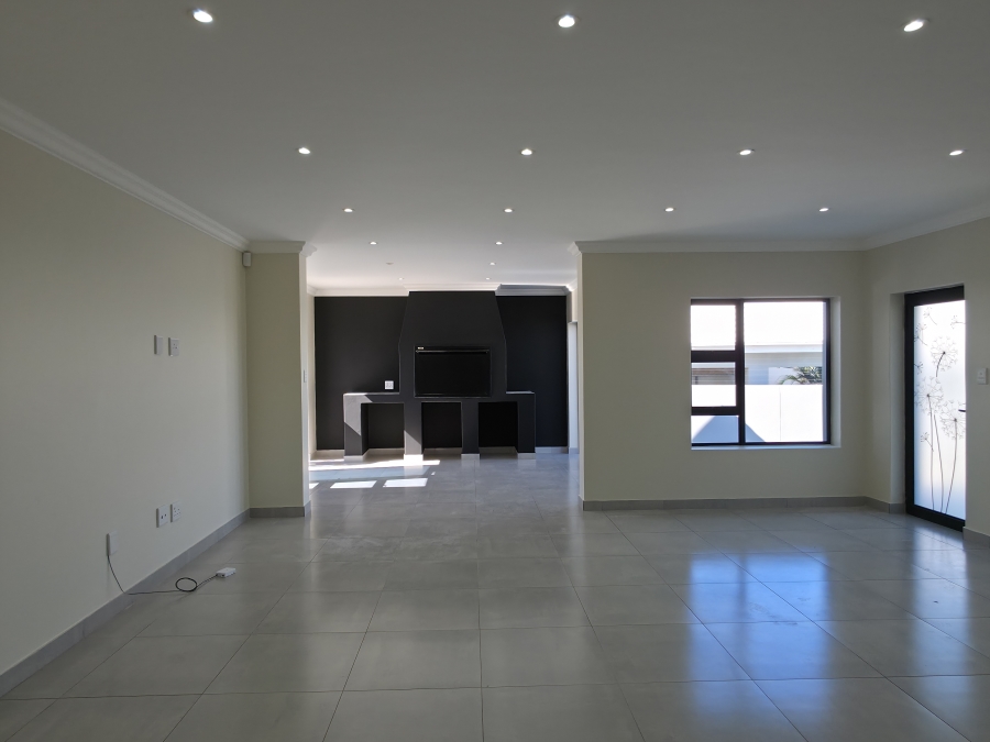 3 Bedroom Property for Sale in Fountains Estate Eastern Cape